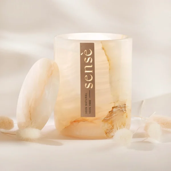 Marmurinio onikso žvakidė su žvake