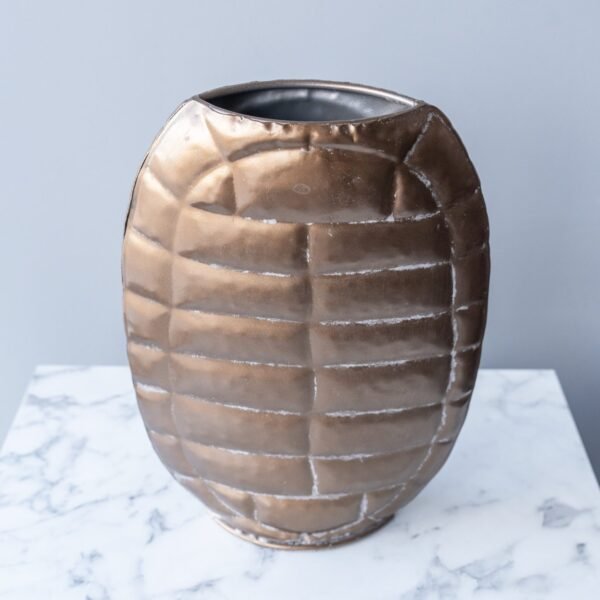 Vaza "Geometrinė elegancija"