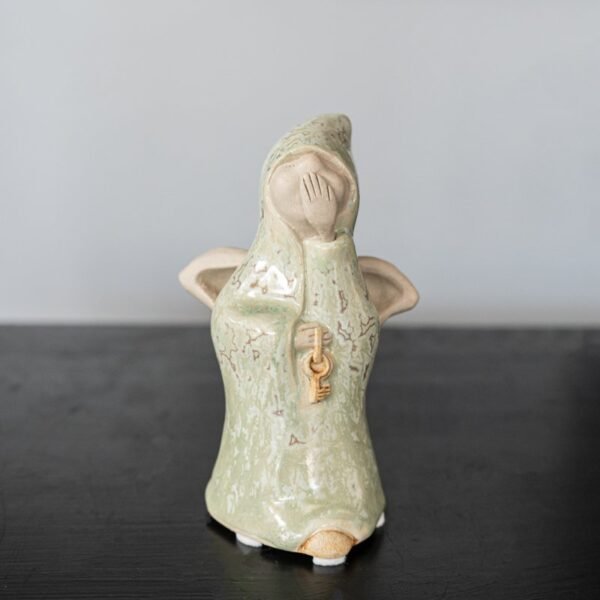 Midenės rankų darbo keramikinis angelas "Auksinis raktelis"