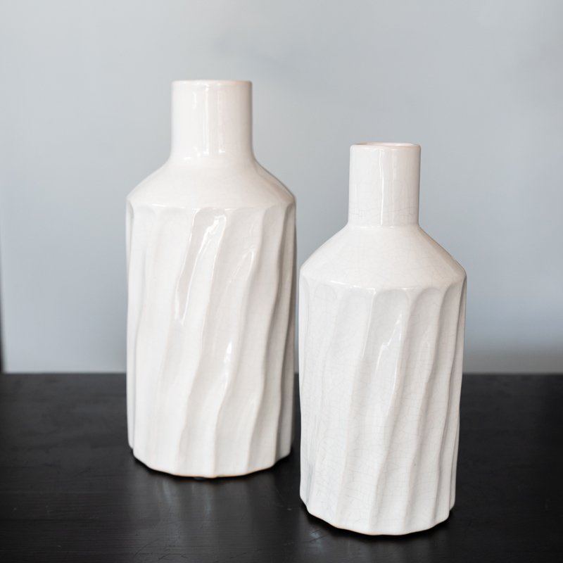 Keramikinės vazos "Baltosios bangos"