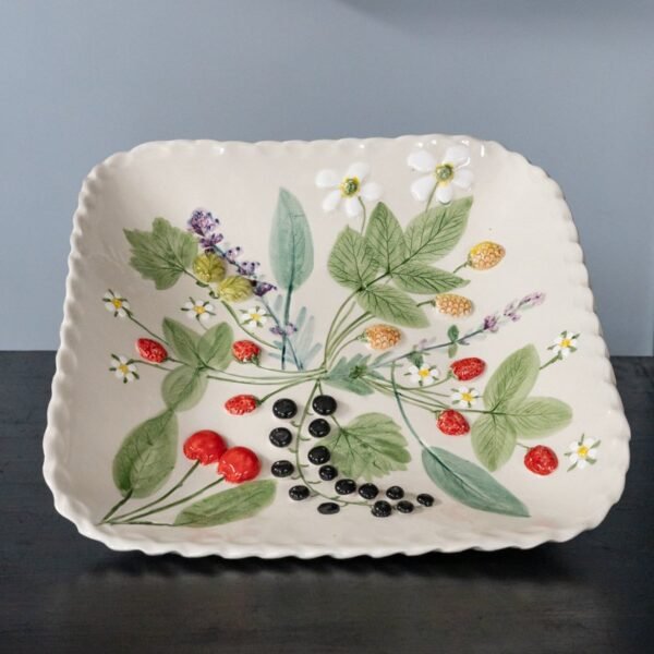 Rankų darbo keramikinė "Miško lėkštė"