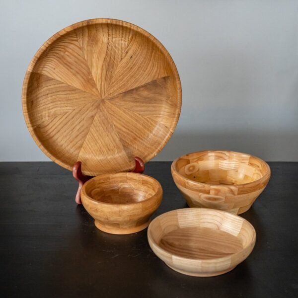 DSC08035-Edit.jpg Medinių dubenėlių rinkinys