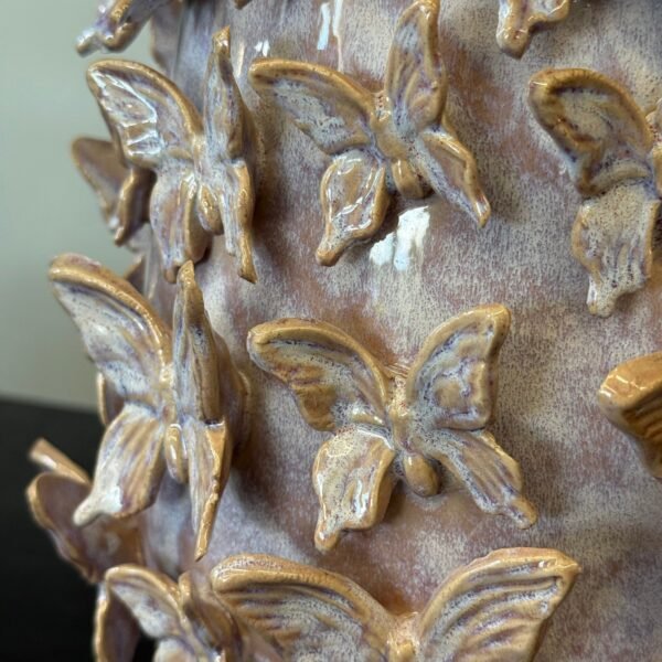 Vaza "Violetiniai drugeliai"