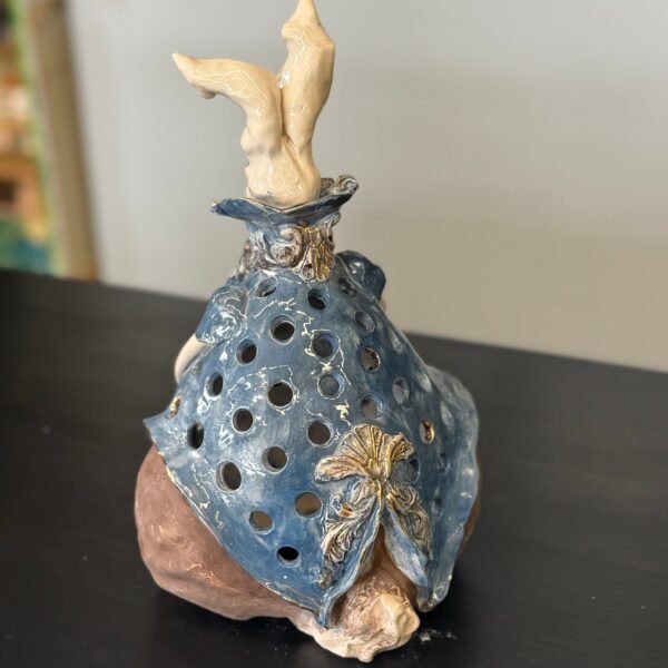 image00033-scaled-1.jpeg Keraminė rankų darbo žvakidė-dekoro figūrėlė „Karališkasis triušis“