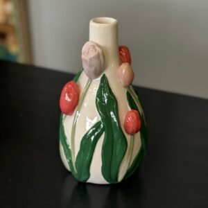 Keraminė vaza „Tulpių sodas“