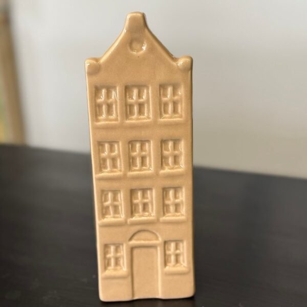 Keramikinė vazelė „Olandijos namelis“