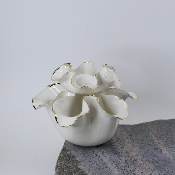 image1-1-1.jpeg Šeimos židinys, žvakidė "Auksinės linijos"