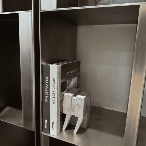 Knygų laikiklis „Kabutės“