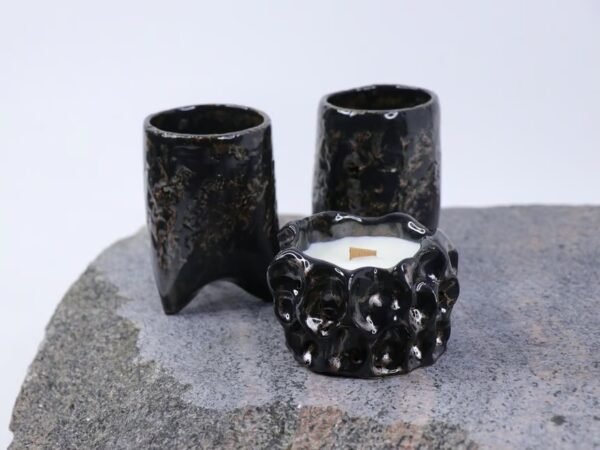 Keraminių puodelių rinkinys su žvake